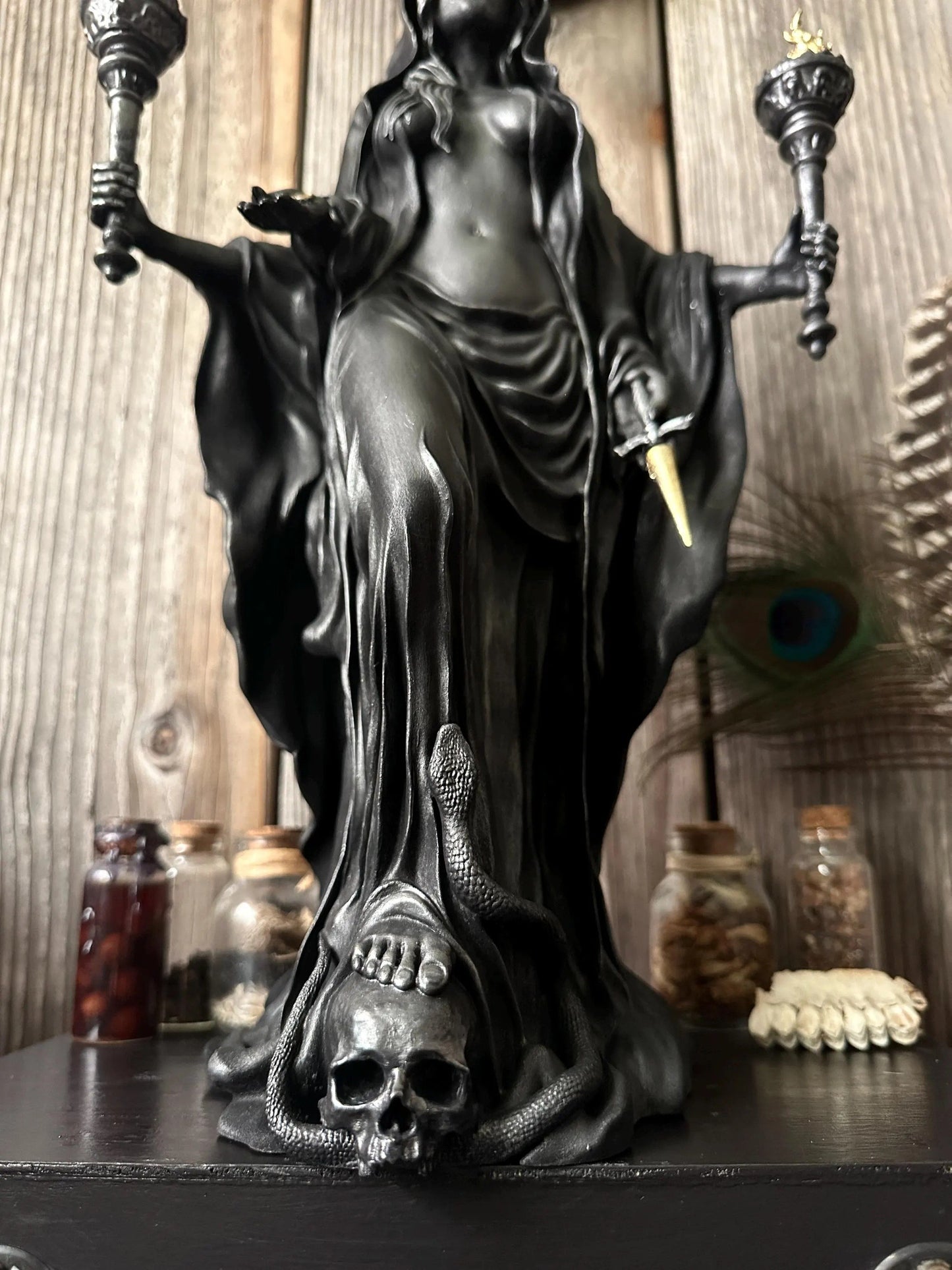 🧙♀️Last Day 60% OFF🔮Hekate Niktipolos, The Witch of The Night