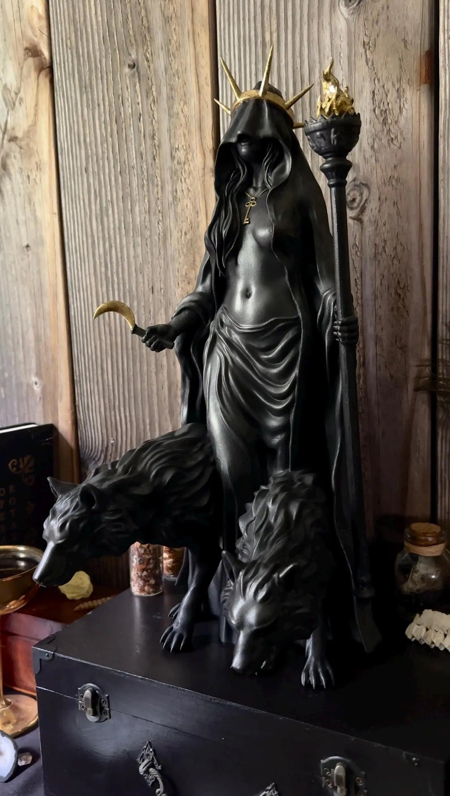 🧙♀️Last Day 60% OFF🔮Hekate Niktipolos, The Witch of The Night
