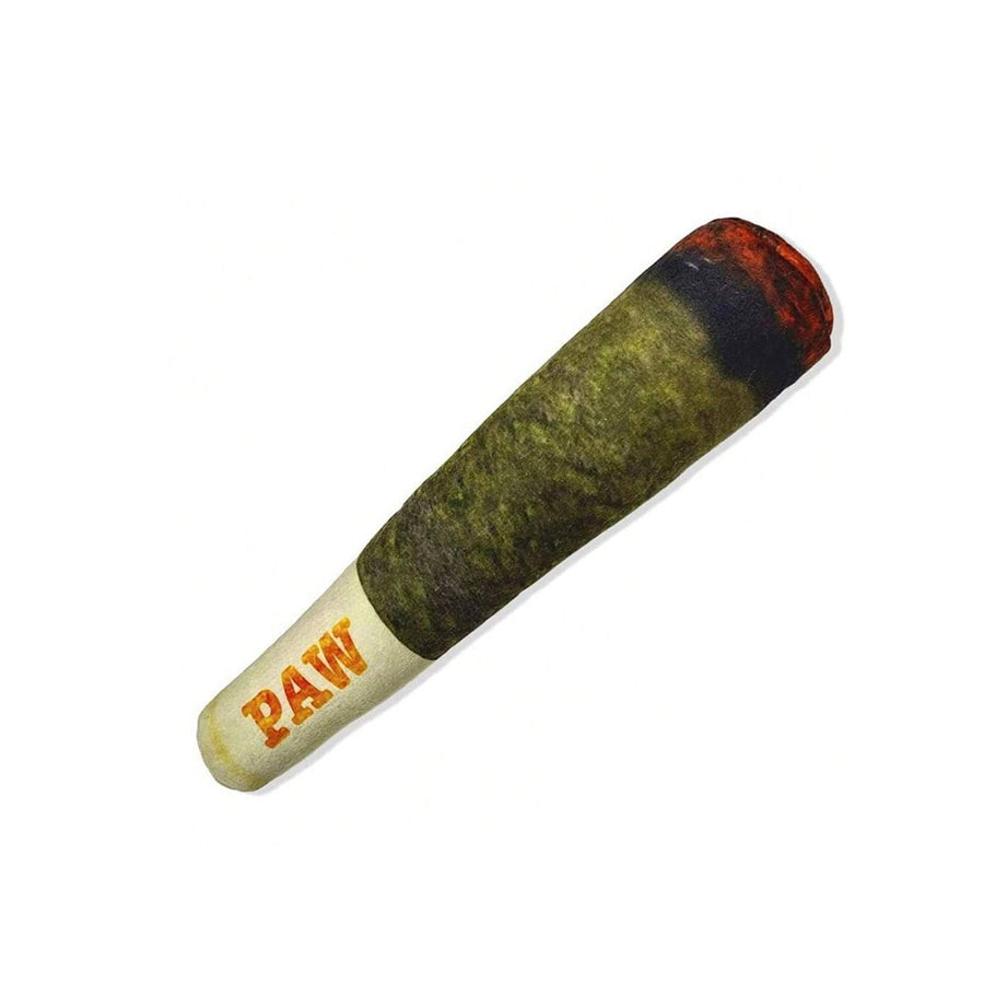 Paw Stogie – The Chewable “Cigar” Your Dog Can’t Refuse