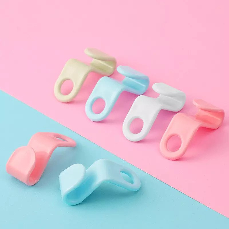 🧩 Stack It. Hang It. Save It. The Ultimate Space-Saving Hanger Hook – For Effortless Closet Organization