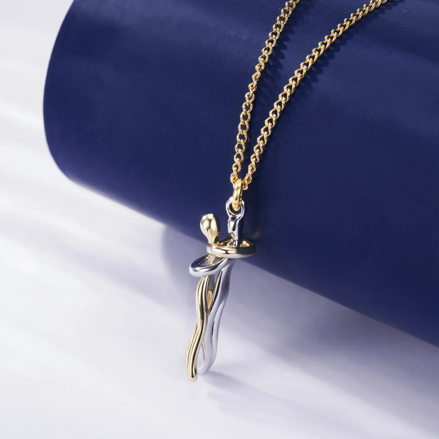 Eternal Hug Necklace ✨ 2025’s Most Romantic Gift ❤️