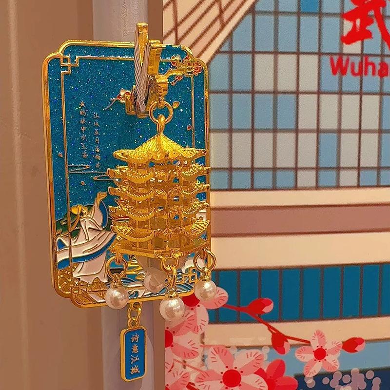 Luminous Yellow Crane Tower Fridge Magnet – Festive LED Décor & Gift Set